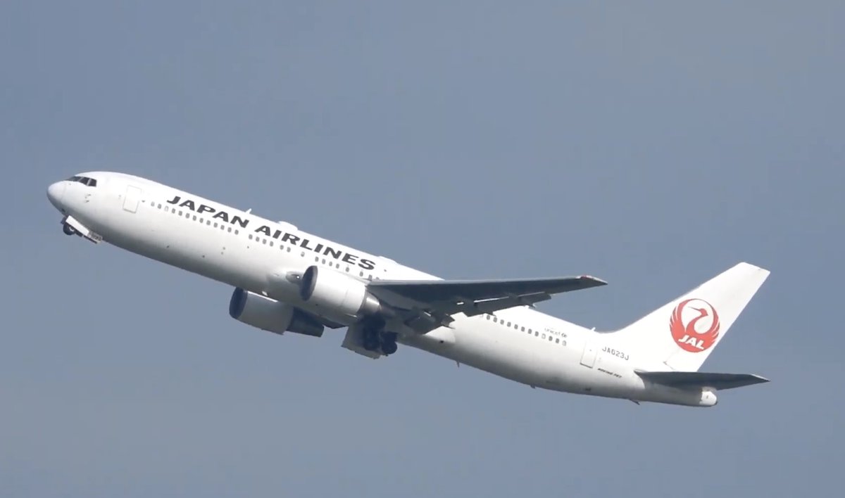飛行機好きな方におすすめです!
#羽田空港 のライブ映像
YouTubeライブカメラ検索
> ライブカメラ
> 羽田空港 ライブカメラ 2020/10/27 Live from TOKYO HANEDA Airport 離着陸 ライブ配信
#空港ライブカメラ
⬇️ライブカメラを見る
https://t.co/QNoth8m6IA https://t.co/gTcMbSjang
