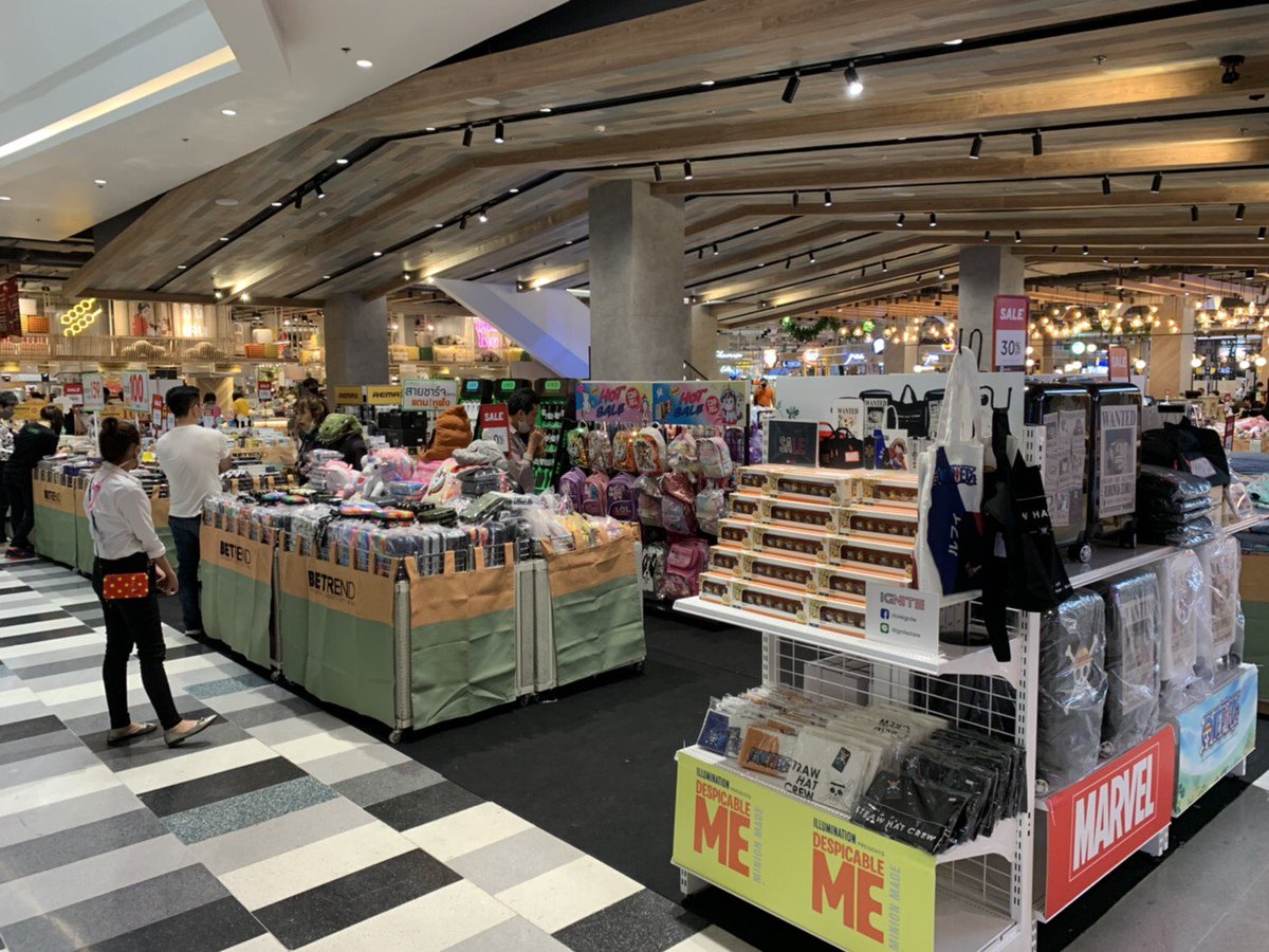 Ignitestore1's tweet image. #IGNITEevent กลับมาแล้วจ้า ส่งท้ายเดือนตุลาคมนี้ มาช้อปเพลินๆ 🤑 กับสินค้าลิขสิทธิ์แท้ ขนมาหมดทุกอย่างให้ช้อปจนหนำใจ! 📣 ลดสูงสุดถึง 30% ราคาเริ่มต้นเบาๆ ที่ 89฿

📍 พบกันที่ เดอะมอลล์งามวงศ์วาน Event Hall ชั้น M
📅 ตั้งแต่วันนี้ - 4 พ.ย. 63

#Promotion #Event #Shop #Sale