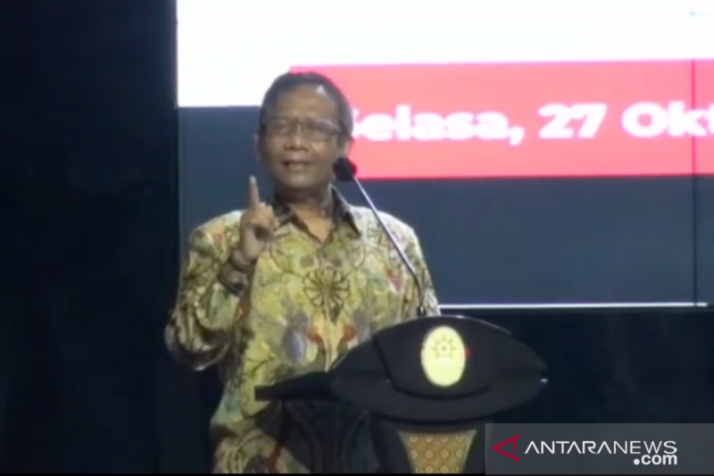 adriyaneka1's tweet photo. New post (Mahfud MD cerita kisah anaknya dipermainkan pelayan publik) has been published on Jurnal Sumatra - https://t.co/YSzb27PsN4 https://t.co/GwfRwgC8ZZ