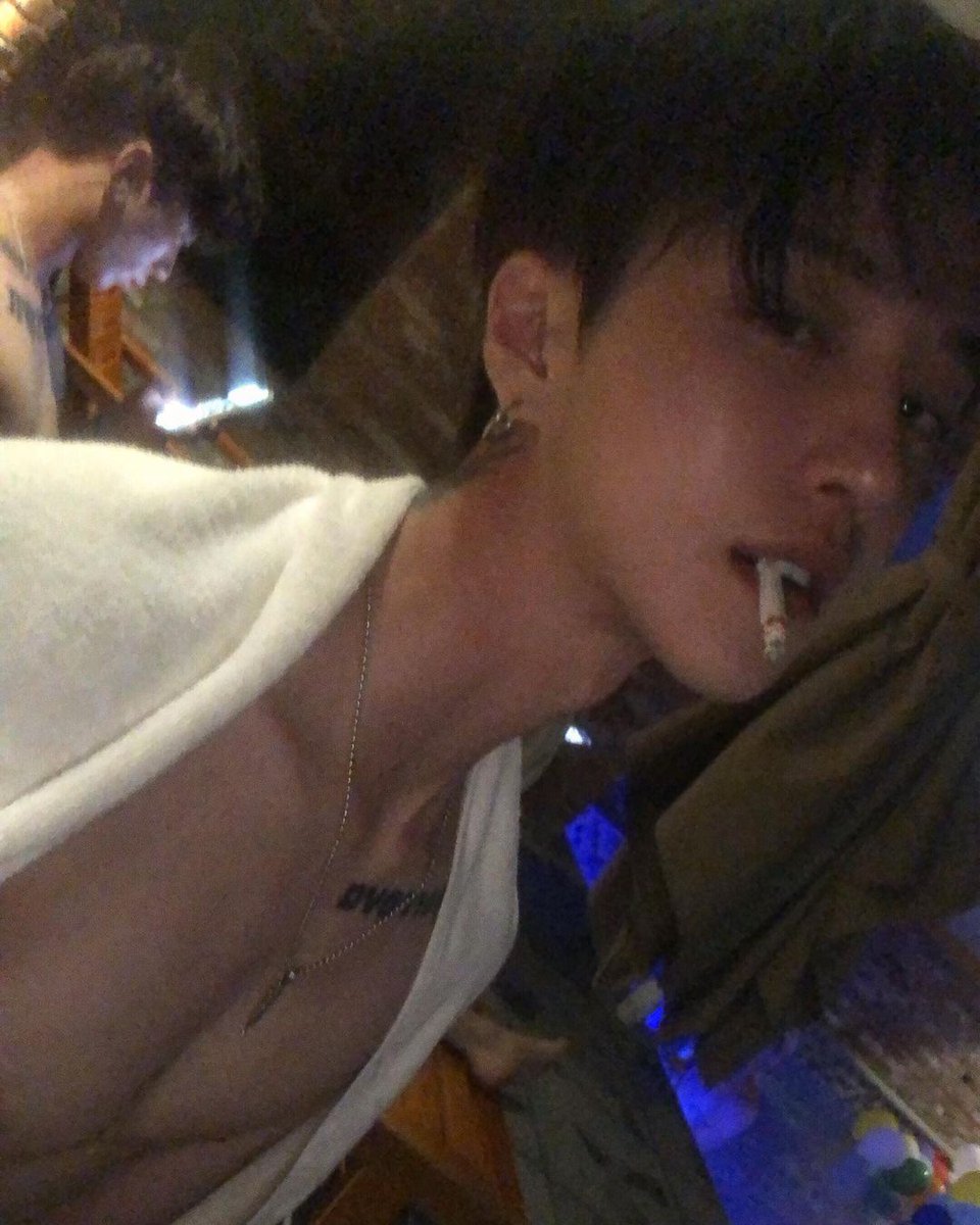 Bunny_38i's tweet photo. บอทหรือยืนเมจอะไรก็ห้ามเอาไปใช้เด็ดขาดนะคะ คุณยงจินเขาไม่ชอบคนที่เอารูปเขาไปใช้แต่เขาไม่ได้เกลียดคนไทยนะคะ รบกวนให้ความร่วมมือด้วยค่ะ 
#ยืมเมจforsex #รีลาก #รีลากกลุ่ม #เรียลหญิง #เรียลชาย #คังยงจิน https://t.co/wOg5vxeMGG