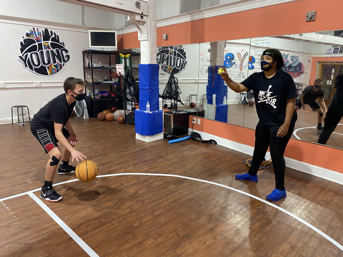 BYBasketballInc's tweet photo. https://t.co/wJ0ePnA6Iz