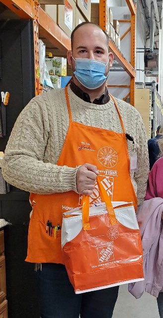 CAM Week 4  
2683
Thank you to our lot attendants , order pullers , head cashiers, cashiers , service desk, vault associates, pro desk associates &amp; back up cashiers - I can’t stress how very important your roles are in the success of our stores!!!!
<a href="/AndyShawTHD/">Andy Shaw</a> <a href="/RalphRockwell2/">Ralph Rockwell</a>