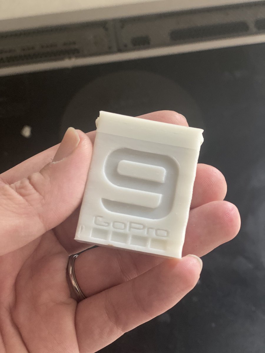 bonC_vape's tweet photo. GoPro HERO 9のバッテリーケースを作成しました〜
微調整しつつ良い感じにはなったかな!
GoProのメディアモジュラー再販しないかなー😵
#GoProHERO9 #batteryCase #3dPrinter https://t.co/JtidAdSrIM