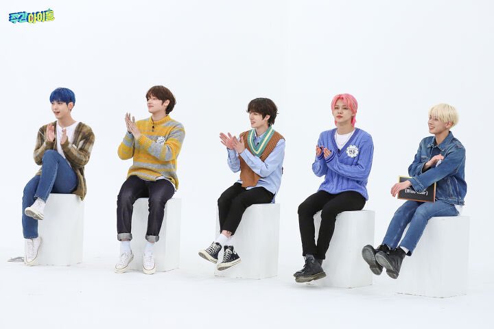‎오물조물 tweet media