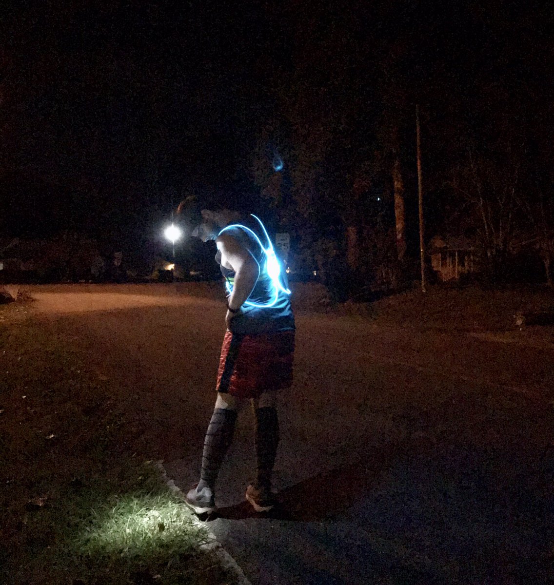 wortholomew's tweet photo. So begins Halloween week. Let’s get spooky. 

4 miles.

#IStandWithYou #RunWithRivs 🏴‍☠️ #MentalHealthMatters #LeaveNothingButFootprints #teamnuun #HSHive #RunBlueRidge #KeepItTight #SpookyPROWeek #SquirrelsNutButter #AltraRedTeamUS #TeamROADiD #noxgear #runr #RunChat #IHeartTally https://t.co/00dnQWjzLm