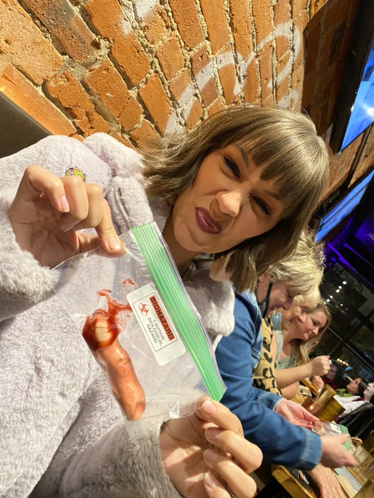 CameronFontana's tweet photo. Rooting for Columbus’ Aaron Clouse at his #HalloweenBakingChampionship Finale Watch Party! He just made it to the top 3! https://t.co/3cv8IfPdUY