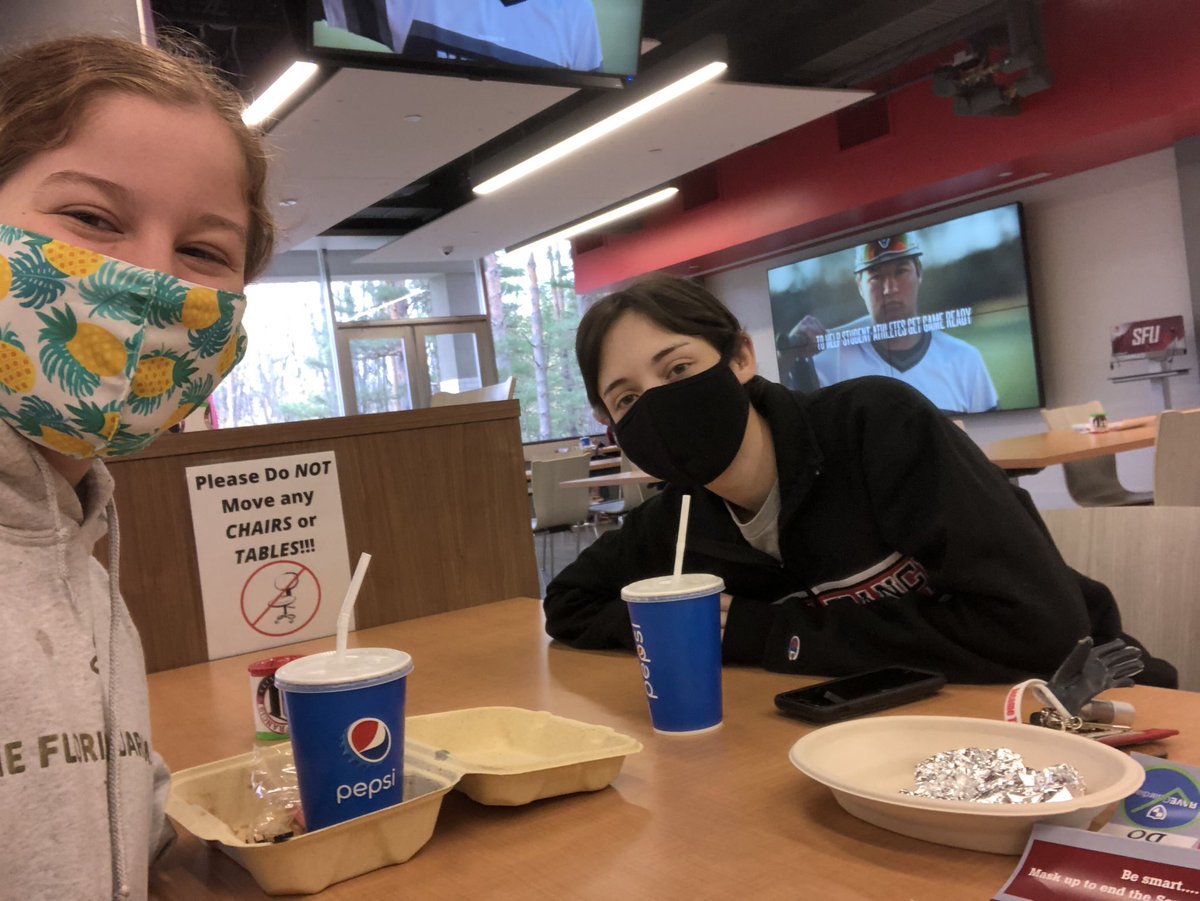 SFU_samsALTsaac's tweet photo. “If you never did you should. These things are fun and fun is good.” – Dr. Seuss
One final post of our SAMs connecting with their mentees last week!
Way to go Chloe, Sydney, and Kyle!
#SAMsCare #MentoringMakesADifference #SamIam #BecomeThatSomeone https://t.co/vFFDNsWVA7