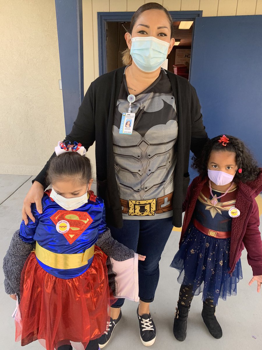 JenVanEssen1's tweet photo. Super hero day at Bret Harte @BretHarteSchool @RuthAnd87034006 https://t.co/UEtGV69jwQ