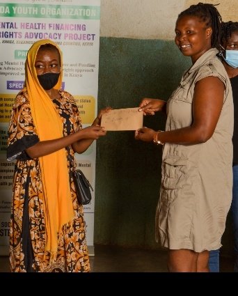 WOVOP_org's tweet photo. Meet Fatma issa
1st runners up overal winner under the category of visual Arts.
Her art work represented a painting of a lamp to show peace, unity and compassion.
Congratulations Fatma ππ
#BRACEWOMEN
,#girlsincreativespaces
@WIIS_HoA https://t.co/0klzWOkuf4