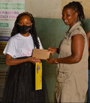 WOVOP_org's tweet photo. Meet @PauletteRahmina .
A young environmentalist.
2nd runners up winner under the category of visual art.
Her presentation was a dove symbol made of recycled paper wastes showing community peaceful coexistence.
@WIIS_HoA
#BRACEWOMEN
#girlsincreativespaces https://t.co/uc3lWX6YYI