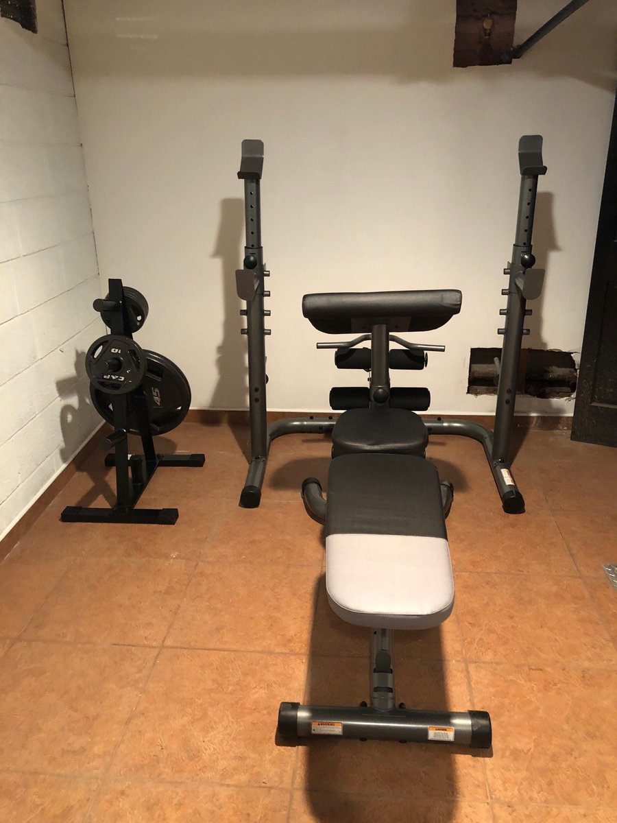 mikedolanny's tweet photo. As I try to make something good out of 2020 (I know, good luck with that.), I've set a goal to lift a million pounds by the end of November. With a few rest days, that's about 30,000 pounds/day. I'm 30,300 in for today. Only 969,700 to go. #oneandamillion #sponsormeadvil https://t.co/QlMxAgLyBH