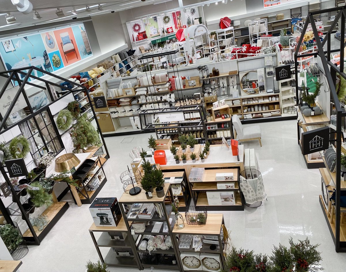 mig_olv19's tweet photo. Hearth &amp; Hand!! 🤩 #targetstyle #T1523 #hearthandhand #homedecor #holidays 🎄☃️🎁🎅🏼 #targetfinds 👏🏼 VM @ashmarie_613 | DBO Susan | TL Emily 🙌🏼 @Ed_llamas @rmunny0128 @raecourtney2 @lyssy_michael @linmwheel @johnp_sheehan https://t.co/LjEdAds5vM