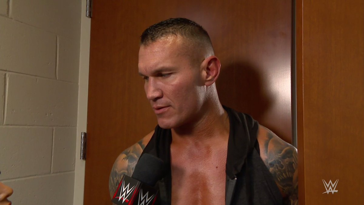 The Fiend doesn't scare The Viper.
#WWERaw @RandyOrton https://t.co/FlbhhQLNFW