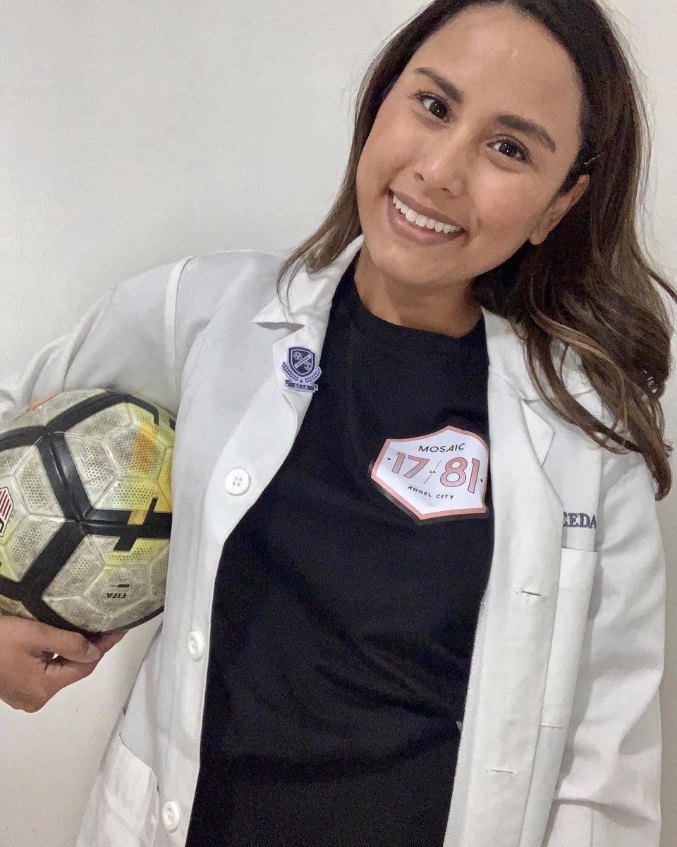 Mosaic1781's tweet photo. Hello everyone! My name is Kelly and I am the President of Mosaic 1781. Go check out our Instagram for our individual #meetusmondays ✨💗 https://t.co/UPPYRmyrLC