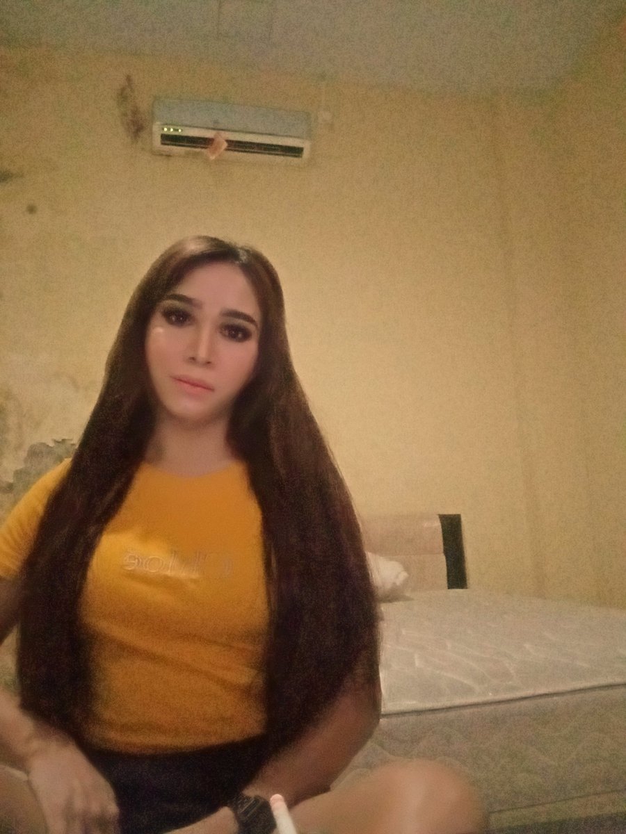 Bell81875743's tweet photo. 🕊️#ladyboy #shemaleoendari #pijatkendari #masagge #escortladyboy #TOPshemale https://t.co/01MUI4qWGY