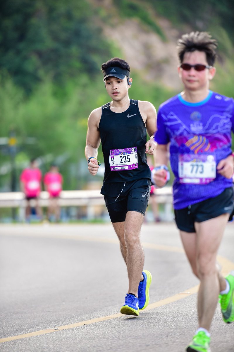 PaLaMer's tweet photo. ข า แ ร ง แ ซ ง ข ว า
📸 Suriya photographer
#scenicmarathon #chanthaburi
#palamerrun #พาละเมอรัน https://t.co/Fwv9UCEDUz