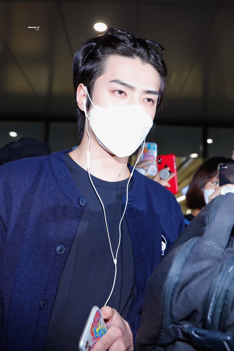 SilverLiningsh's tweet photo. 20200927 GMP 

#세훈      #SEHUN      #吴世勋 #엑소 #EXO @weareoneEXO https://t.co/oGgMEyGcp4