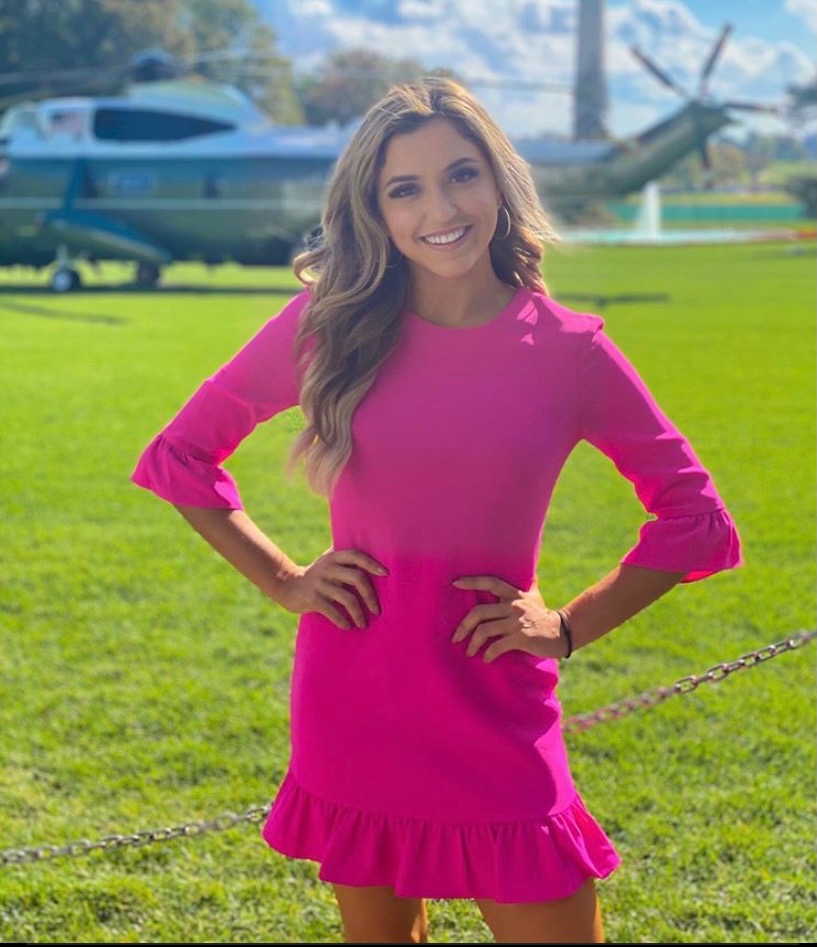 TheRightShow1's tweet photo. Brittany Jean

Brittany lives and attends law school in Tampa, FL. Brittany is a conservative because, "(She) believes the law should be interpreted how it was written." Some of her favorite Republicans currently in office are @SenTedCruz and @DanCrenshawTX . https://t.co/BXmYuxxjPM