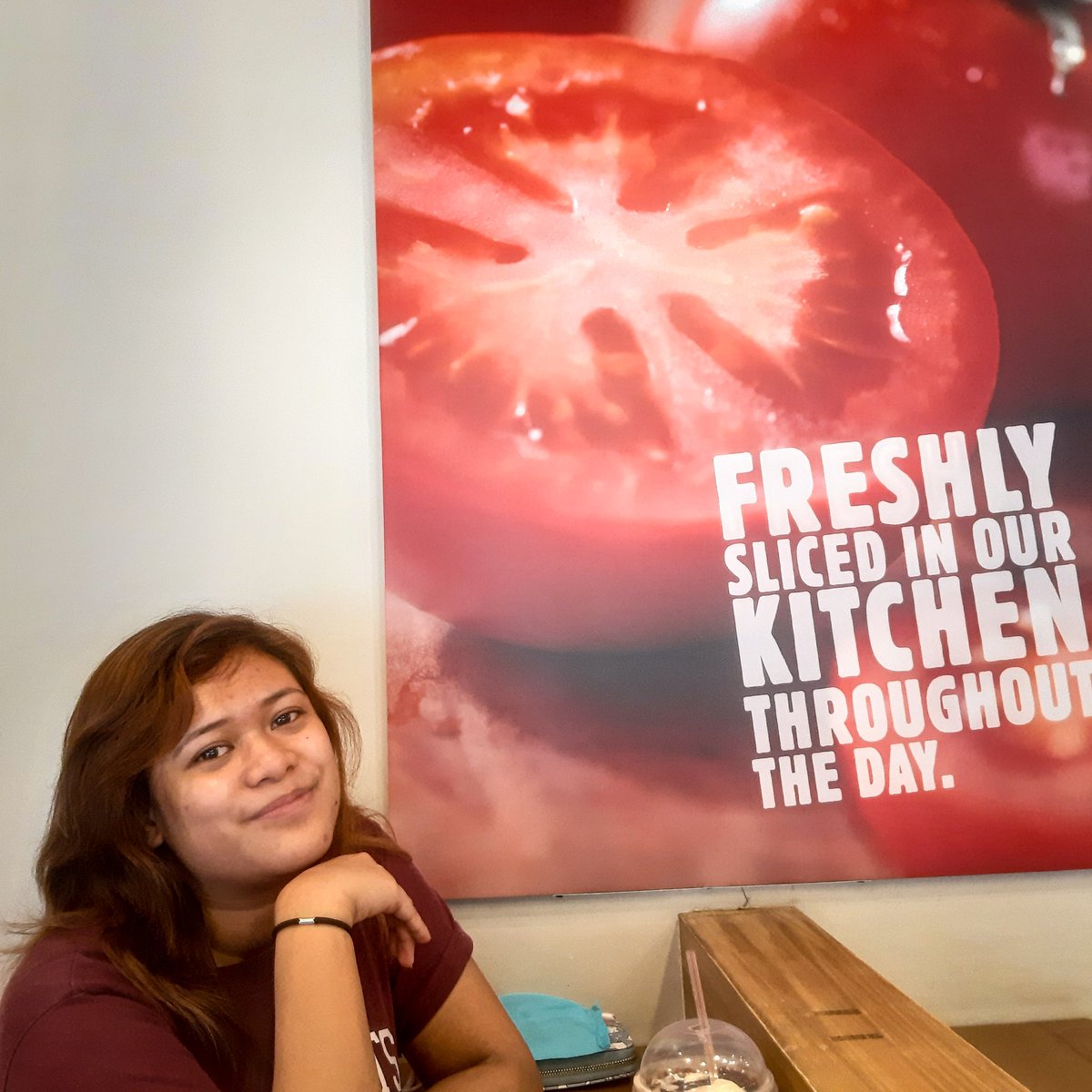 jaycoaustria's tweet image. with my favorite person in my favorite place. my Queen in Burger King.

#QuickEscape