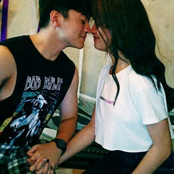 KierViTeamAbrod's tweet photo. Yoo is that happiness you’ll find right under your nose..how exciting!

BE EXCITED FAMCAKES 

@hashtag_CK @vivoree https://t.co/iS5WJC28Ry