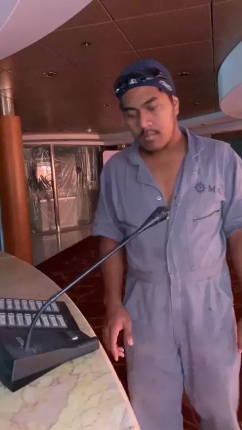 AprianEfendy's tweet image. Mangmen:#foryoupage #fyp #funnyvidio sck.io/p/dllJ-Ji8