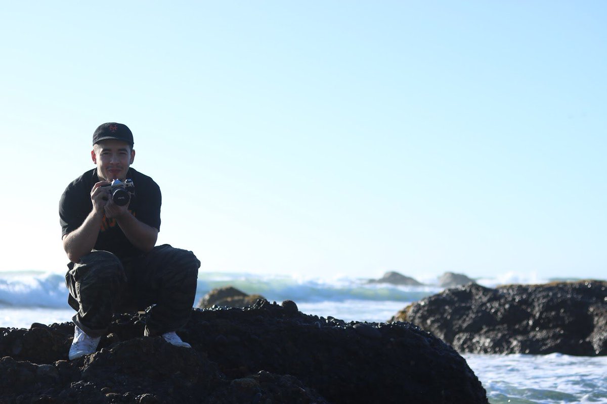 tedxcook's tweet photo. shouts out yung neek 4 tha pics @_neekmilly #filmbender #CnnWarReport https://t.co/tXyBeBoQVg