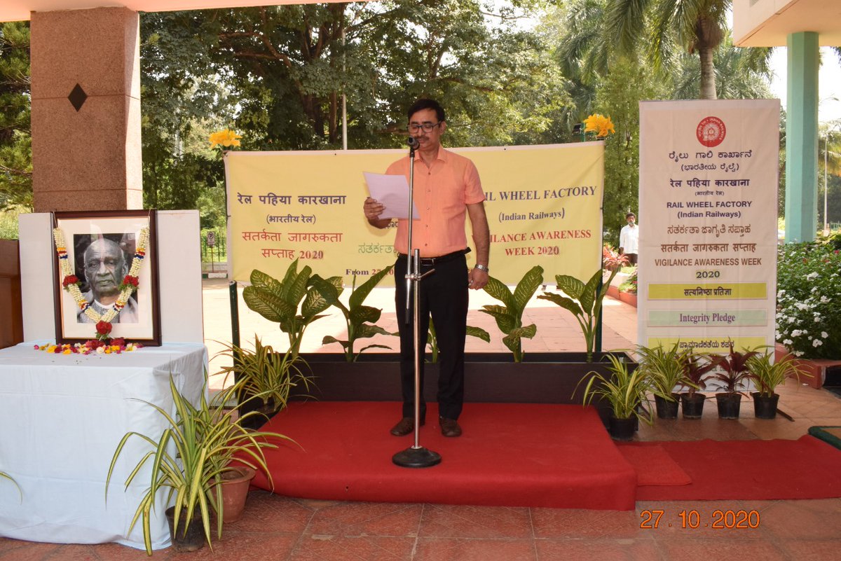 As a firm step towards @SatarkBharatSamriddhBharat, Sri Rajiv Kumar Vyas, GM administered ‘Integrity Pledge’  to mark the begin of Vigilance Awareness Week. RWF is observing Vigilance Awareness Week from 27/10/2020 to 02/11/2020.