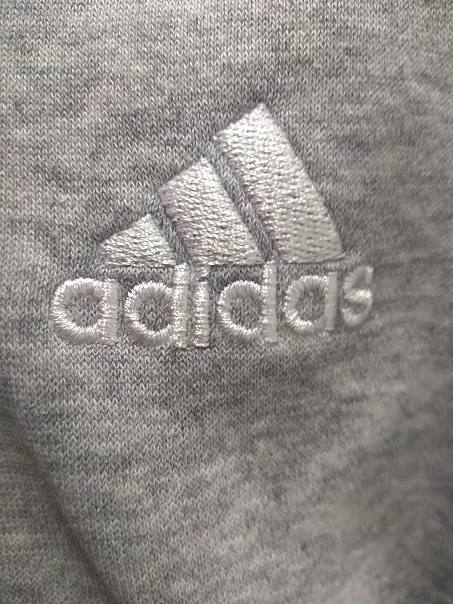 Teixeira2392's tweet photo. Esclareçam me uma dúvida
Adidas Fav
Nike Rtt https://t.co/rwRBVpr0kN