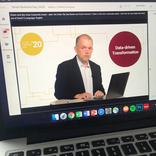 MerkleDACH's tweet photo. Die erste Runde #SmartBusinessDay war super! Morgen lautet das Motto #Leadership – wir sind gespannt! Bis morgen 😉 #sbd20 https://t.co/8CPBznAWYW
