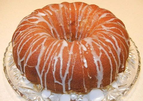 thedawadawa's tweet photo. If haven't done so already, follow the link in our bio to place an order for your local flavour infused cake. Proof of the pudding is in the eating, enough said.
#TigernutAndCoffeeCake #YooyiAndGingerCake #PlantainBread #SweetPotatoCinnamonBread #DineWithDawadawa #SweetTooth https://t.co/LEllTLGlzU