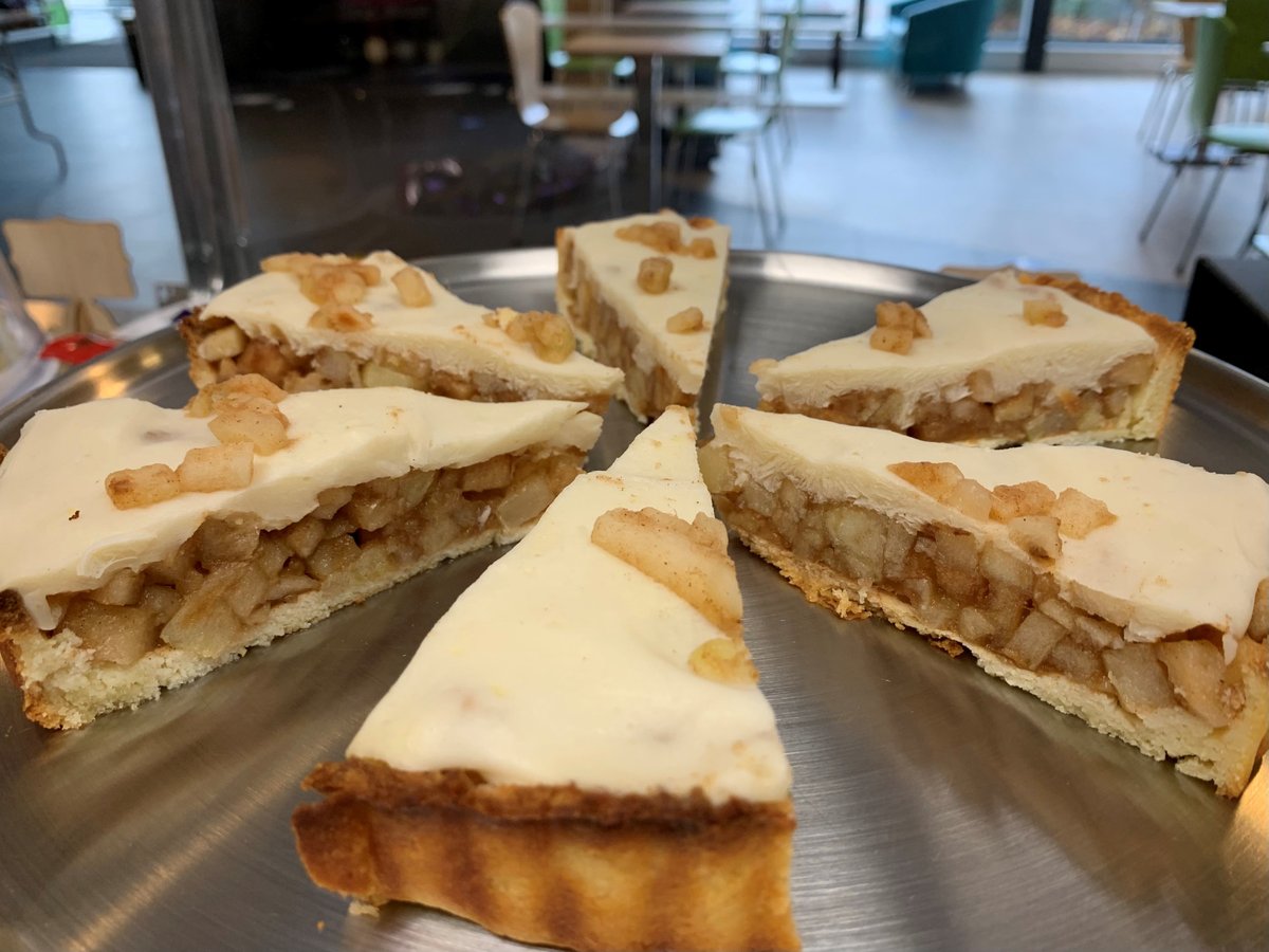 Homemade apple pie... this smells amazing! 

If you were thinking of coming in today, this is your sign. Come and grab a slice before its gone! 

#applepie #yum #saletown