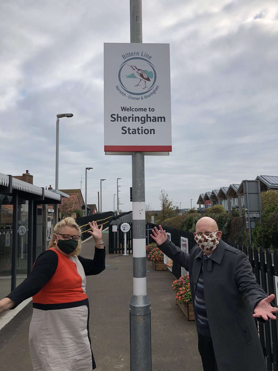 BitternLine's tweet photo. We are pleased to have provided signage at @greateranglia #Sheringham Station to help guide visitors to the town find the shops, beach, @SheringhamLT &amp; @nnrailway as well as the bus stops for @SandersCoaches #CoastHopper service #CommunityRail more info: https://t.co/JCsifxqhJ4 https://t.co/3yTqmz0uVv