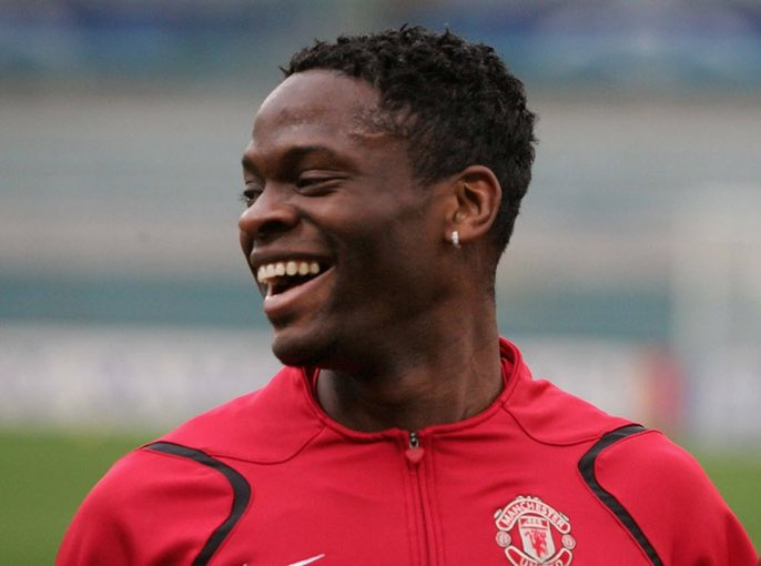 RemarksFootball's tweet photo. Louis Saha: 

"We live in a sad world. From what I have seen, a lot of footballers' wives leave after the end of their husbands' careers... and I am one of them!" https://t.co/jwGE8OOOEF