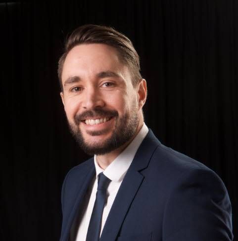 ONLINE LEARNING IN SPORT
Jym Brown - Lecturer in sports coaching
Watch 5 videos by Jym Brown 
1. The art of practice 
2. Leadership styles
3. Reflective practice
4. Improving motivation
5. Your coaching philosophy.
buff.ly/31IWW27
#sportscience #sportpsychology #coaching