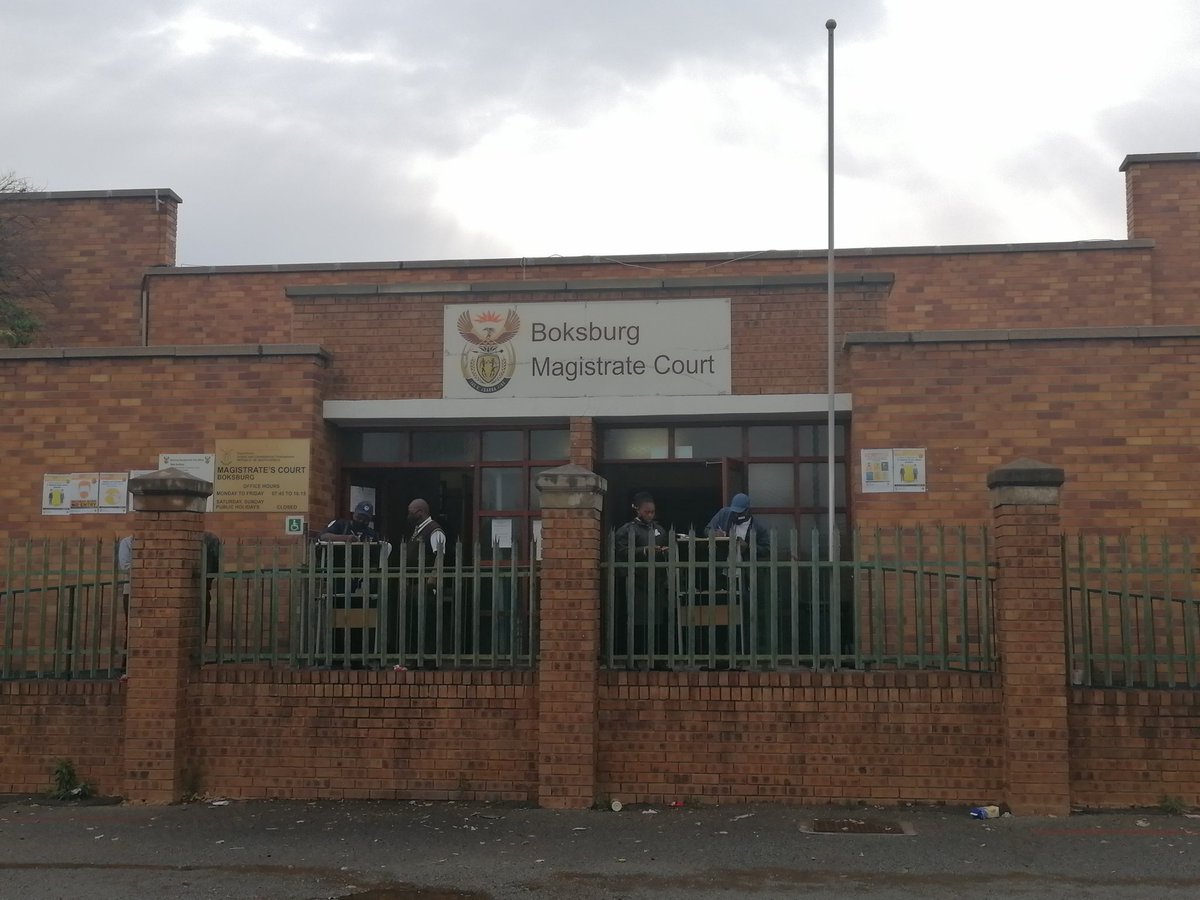 We are at the Boksburg Magistrates court were five suspects linked to the murder of  #SenzoMeyiwa are expected to appear. We expect their appearance to be brief.