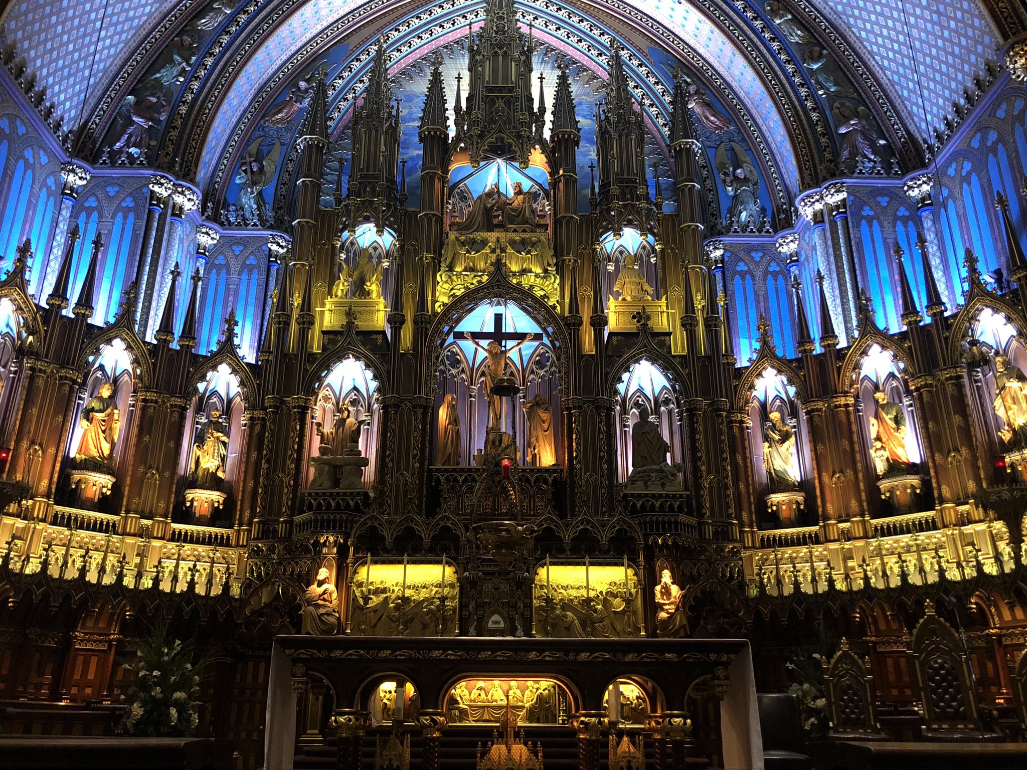 旅行好きとつながりたい ノートルダム大聖堂 カナダ モントリオール