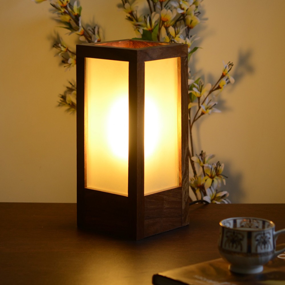 Unravel India Wooden Glass contemporary Table lamp
Buy at: https://t.co/ZE19qficOc
#tablelamp #unravelindia #homedecor #home #beautifulhome #handicraft #handmade #makeinindia #MadeInIndia https://t.co/LVIsPogSQy