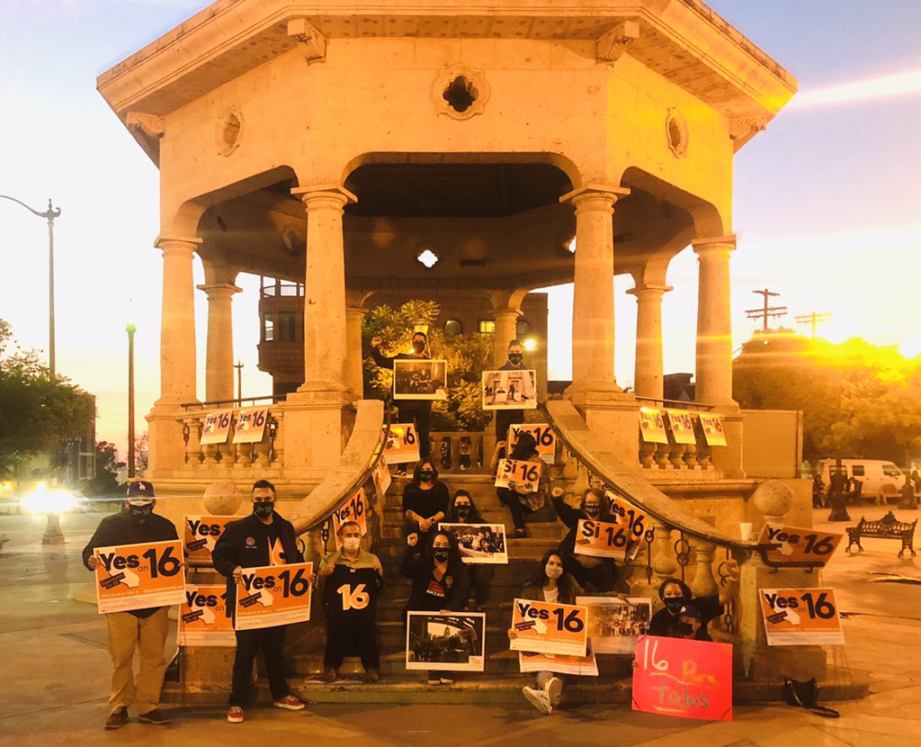 wendycarrillo's tweet photo. En 1996, era estudiante de @RooseveltHSLA cuando se aprobó la Proposición 209 que prohibía la Acción Afirmativa en CA. 24 años después, podemos revocar esa decisión racista bajo el gobernador Pete Wilson. #SiALa16, si a la oportunidad. #VOTE Más: https://t.co/fFhzzo7SPs https://t.co/ORzeiCwcfJ