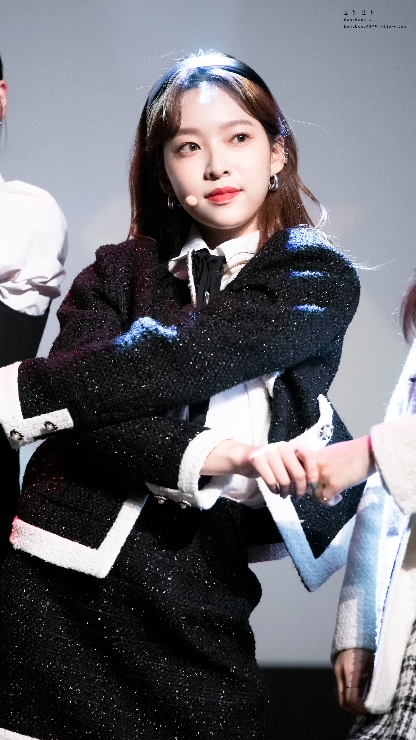 ElURb6AVcAIt32s.jpg:orig