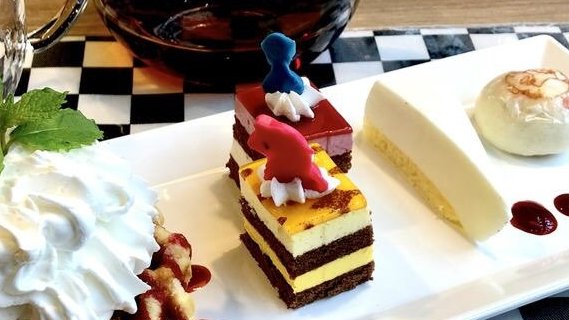 // foodnrmt chesspiece cakenrmt chesspiece cake