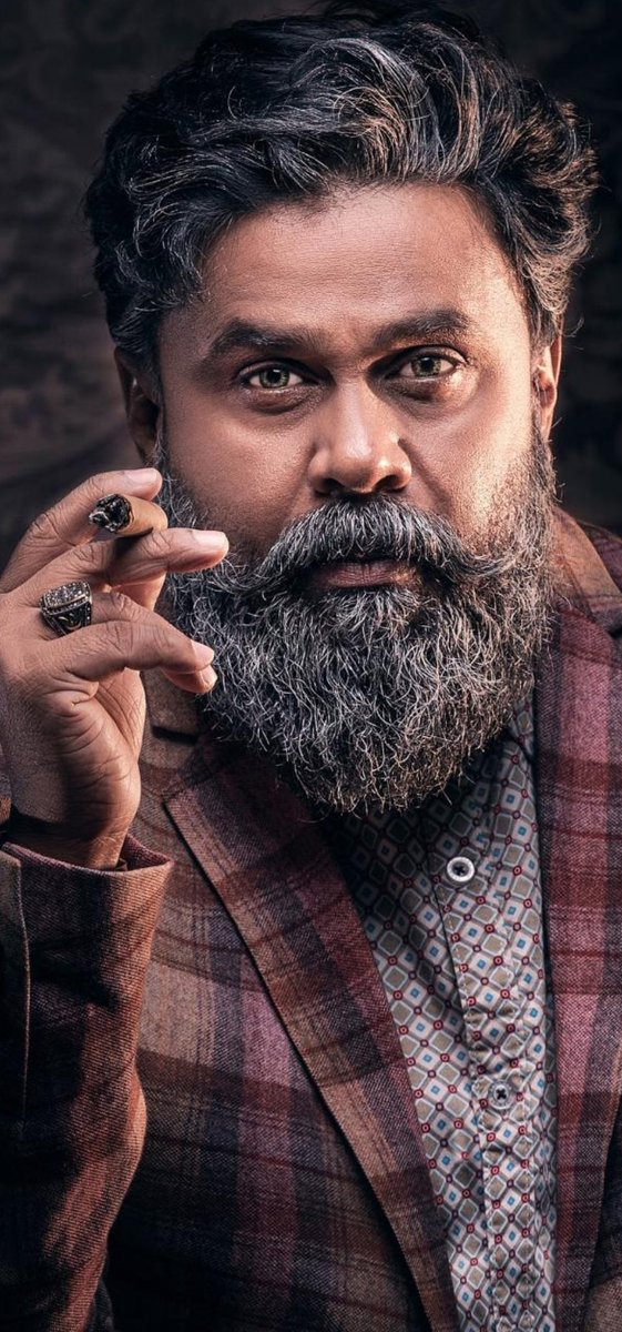 NivedNivu14's tweet photo. Make HUGE for Our Dileepettan
#HappyBirthdayDileep https://t.co/YIPRrImimG