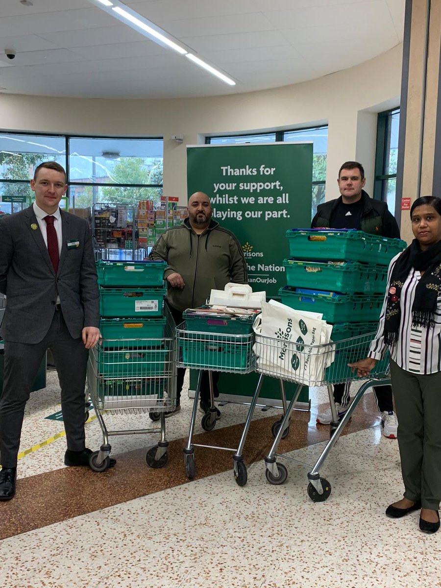 Huge thanks to <a href="/Morrisons/">Morrisons</a> who have donated 30 food parcels to families who are struggling over half term <a href="/MarcusRashford/">Marcus Rashford</a> #EndChildFoodPoverty