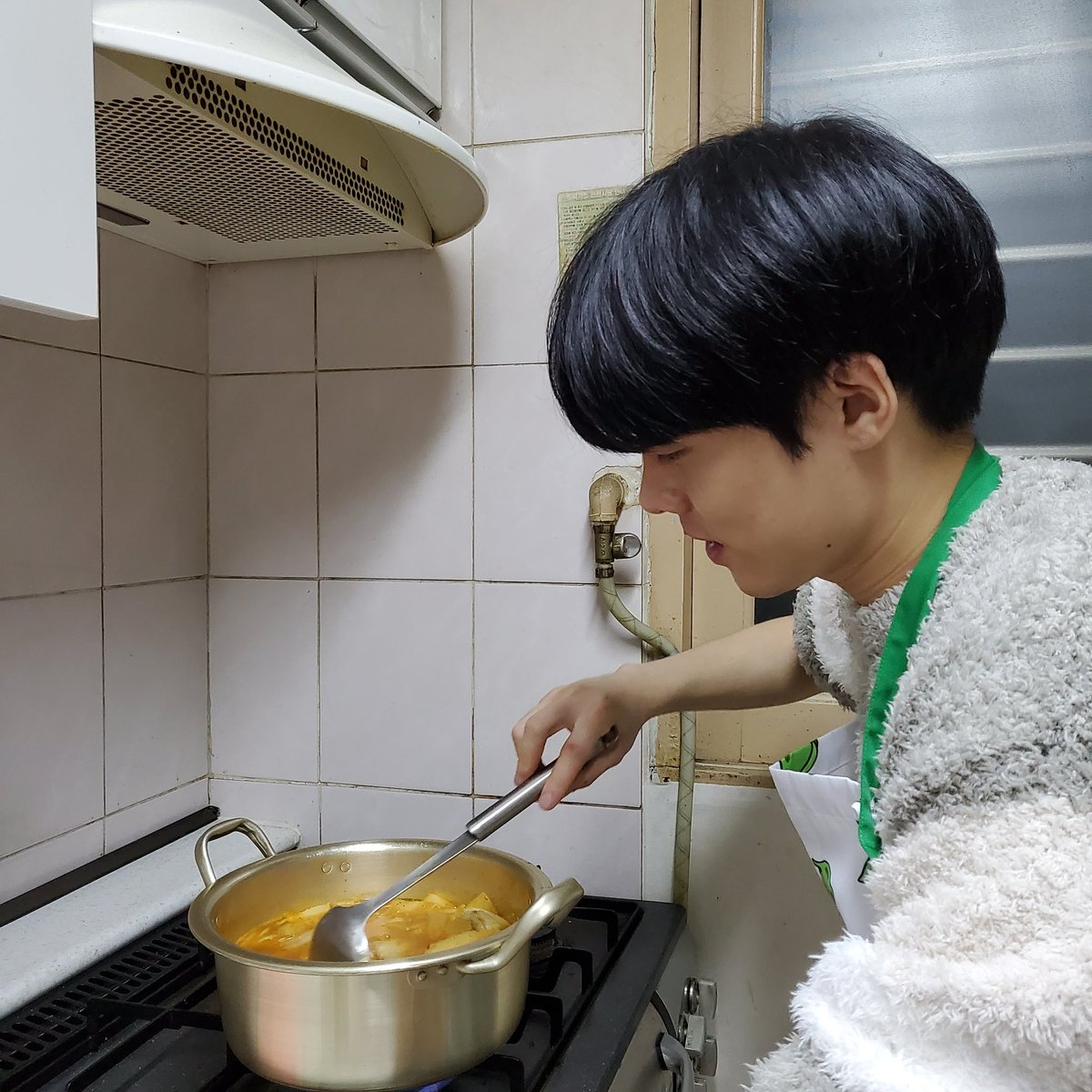 qkrdbsal94's tweet photo. >>>
#BLACK6IX #์ฉ์ #๋ํน #Todaytoo #Yongseokis #Achef #Mom (cute tone) โก
https://t.co/jCMotvByNz