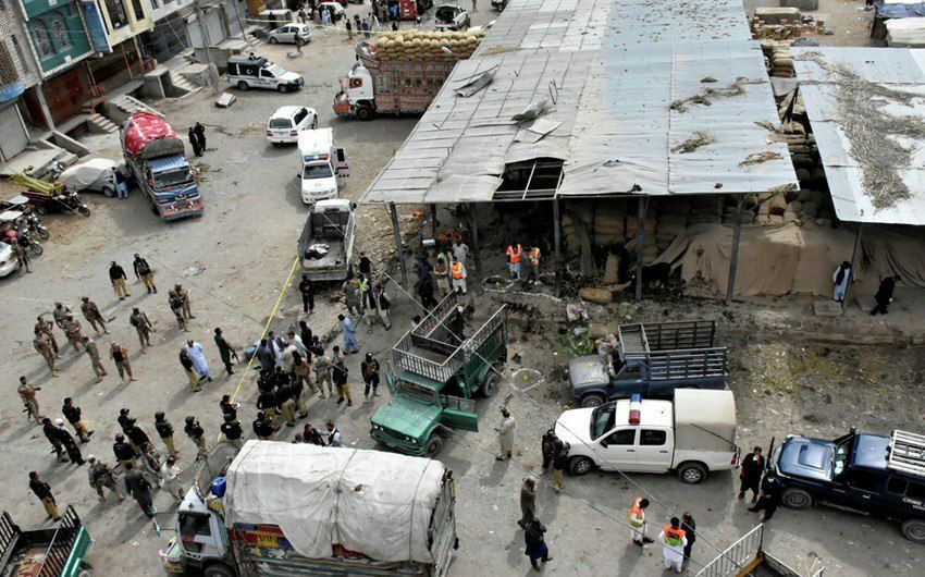 Seven Pakistanis were killed and 70 were injured in a terrorist attack in the brotherly country of Pakistan. We strongly condemn this terror. We are with you Pakistan.
#PrayForPakistan
#Pakistan
#StayStrongPakistan
#Azerbaijan🇦🇿 #Pakistan🇵🇰 #Turkey https://t.co/Kv1KxvMJTL