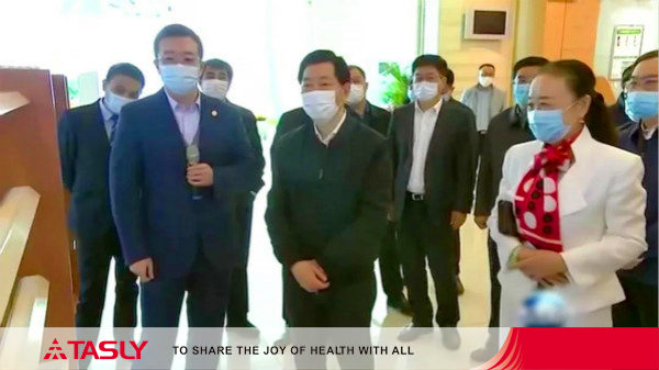 taslyint's tweet photo. Oct. 24, 2020, the Deputy Party Secretary and Mayor of Tianjin, Liao Guozhi paid inspection to Tasly. The Mayor evaluated highly on Tasly’s dedication to promoting TCM modernization and internationalization since its founding. https://t.co/ZLDwwgGNuV