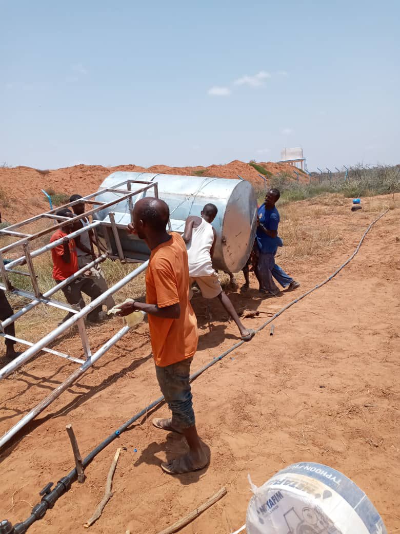 HorngardensB's tweet photo. Courtesy of FAO and Horn Gardens, community members in parts of Togdheer benefit in Smart  drip irrigation  farming. https://t.co/uhElcTENWt