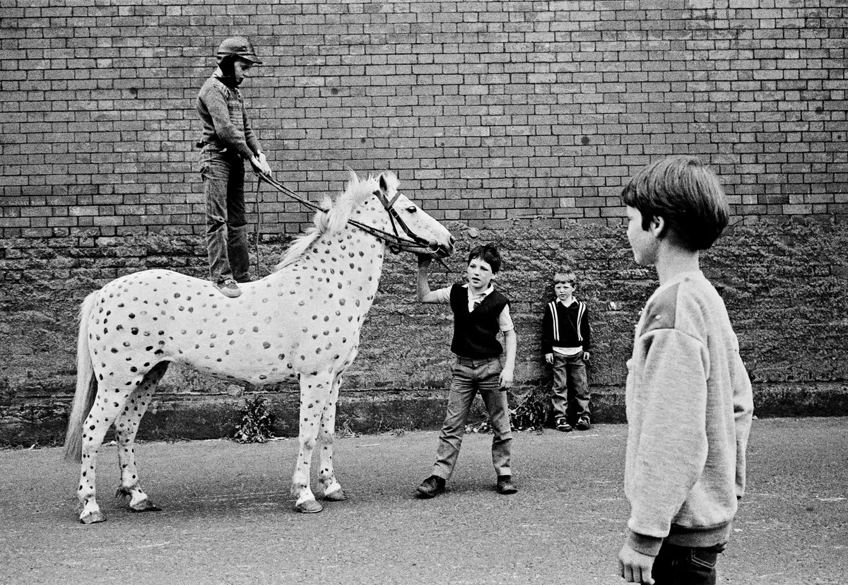 mixdevil66's tweet photo. The communities captured by #TonyOShea. Four decades of work by the Irish photographer feature in a new #photobook. His dignified images, according to his former editor Colm Tóibín, offer ‘a hesitant window into the soul’ https://t.co/VgWqfNccIw #photography #Ireland https://t.co/tbYm1DcD8n