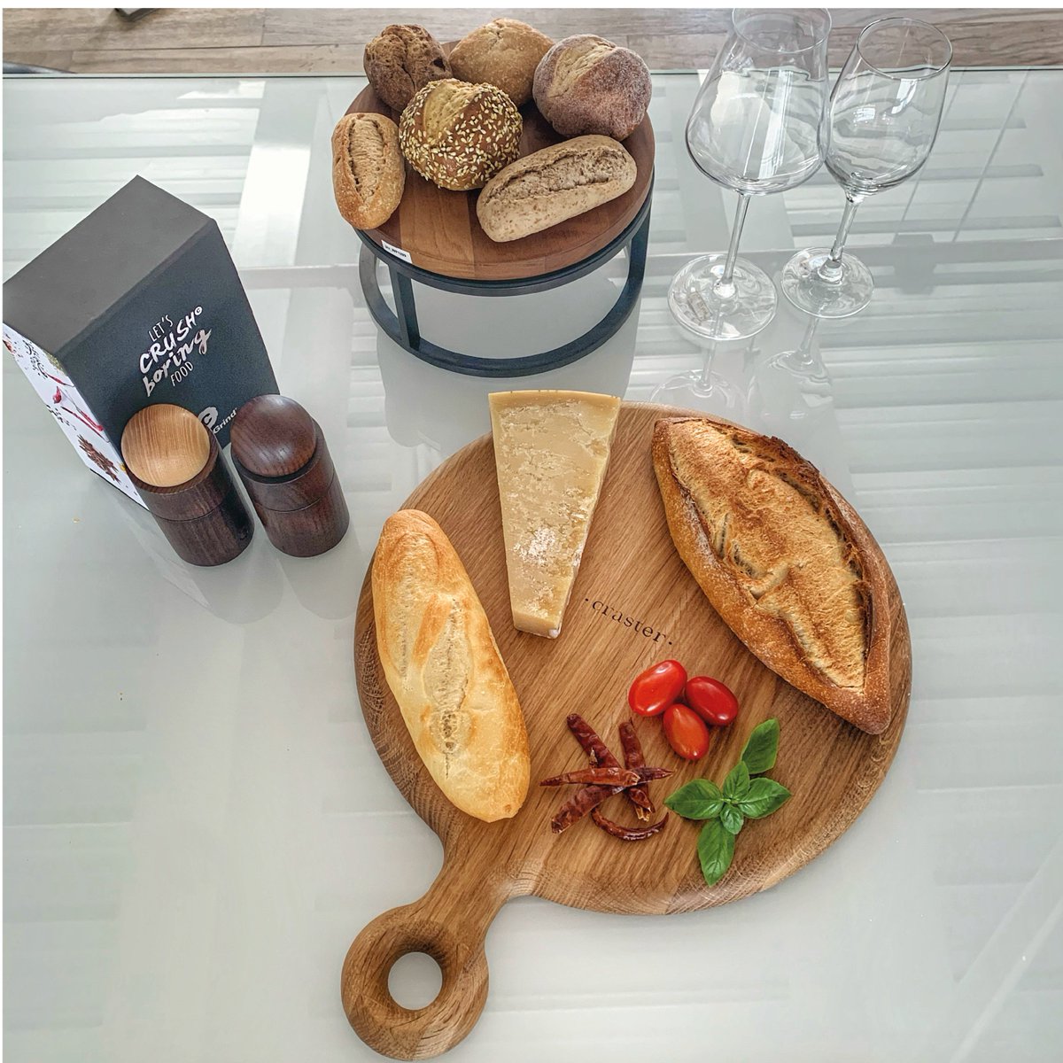 RestofairRAK's tweet image. There’s something about wood that makes everything look naturally appetizing.
#wooddesign #buffetsolutions #woodlovers  
#restofair #restofairrak #hospitality #horeca #tableware #promundi 
@Craster_London