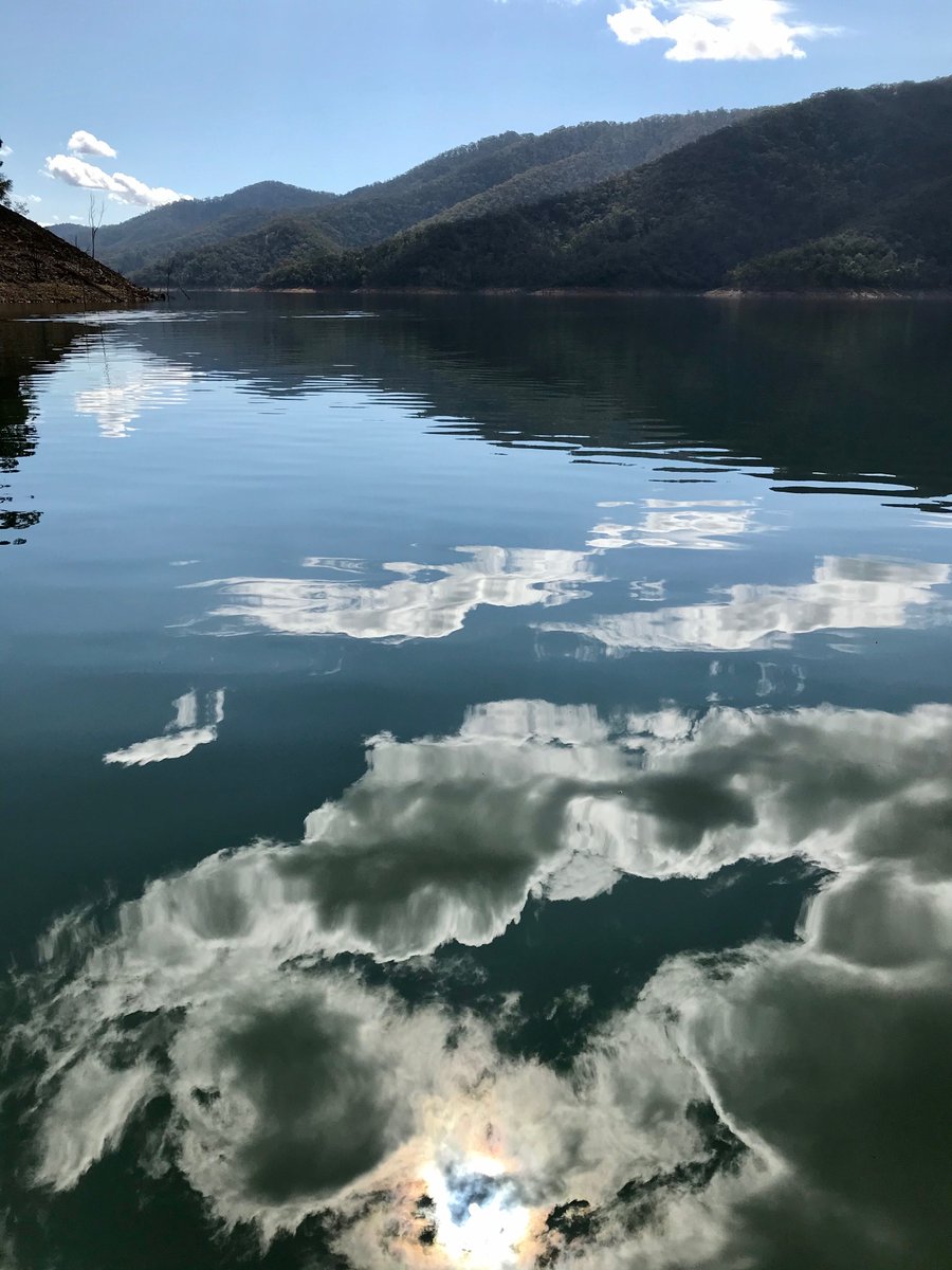 eildonpondagehp's tweet photo. Need accommodation this Melbourne cup weekend? We've got you covered! 

Secure your booking today.

Call: 03 5774 2105
Book Online:  https://t.co/hQWfVfIhju 

#melbournecupweekend #longweekend #holiday #victoria #holidayherethisyear #eildon #eildonpondage #lakeeildon #murrindindi https://t.co/zUUOOr2Yr0