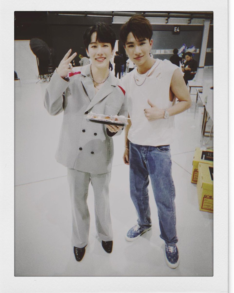 MyNameIsZen07's tweet photo. @perthppe @warwanarat https://t.co/glEpH7bUFo